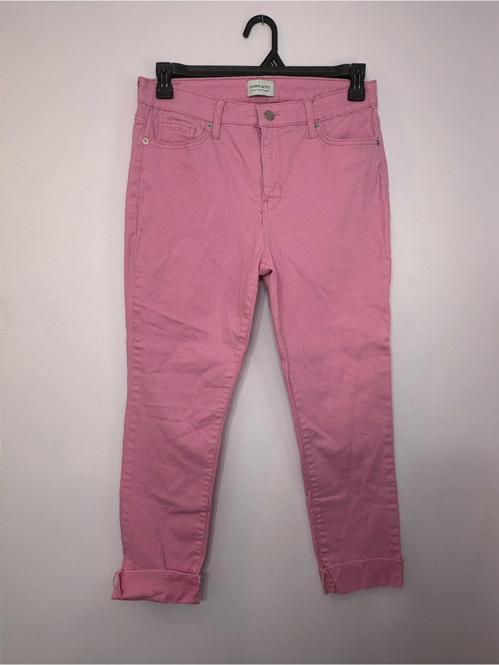 crown & ivy Pink Cropped Skinny Jeans